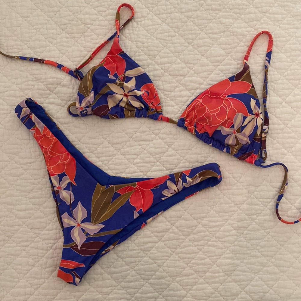 Billabong Bikini Set